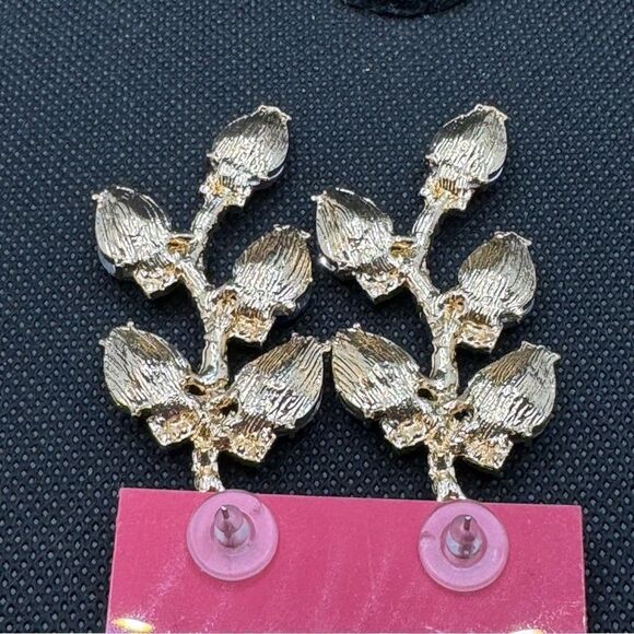 EARRINGS! Betsey Johnson Christmas Lights Dangle Earrings BNWT Colorful Beauty - Picture 9 of 9